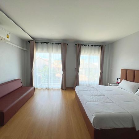 Monday Guesthouse Hatyai Hat Yai Exterior foto