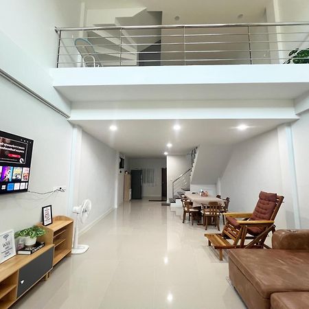 Monday Guesthouse Hatyai Hat Yai Exterior foto