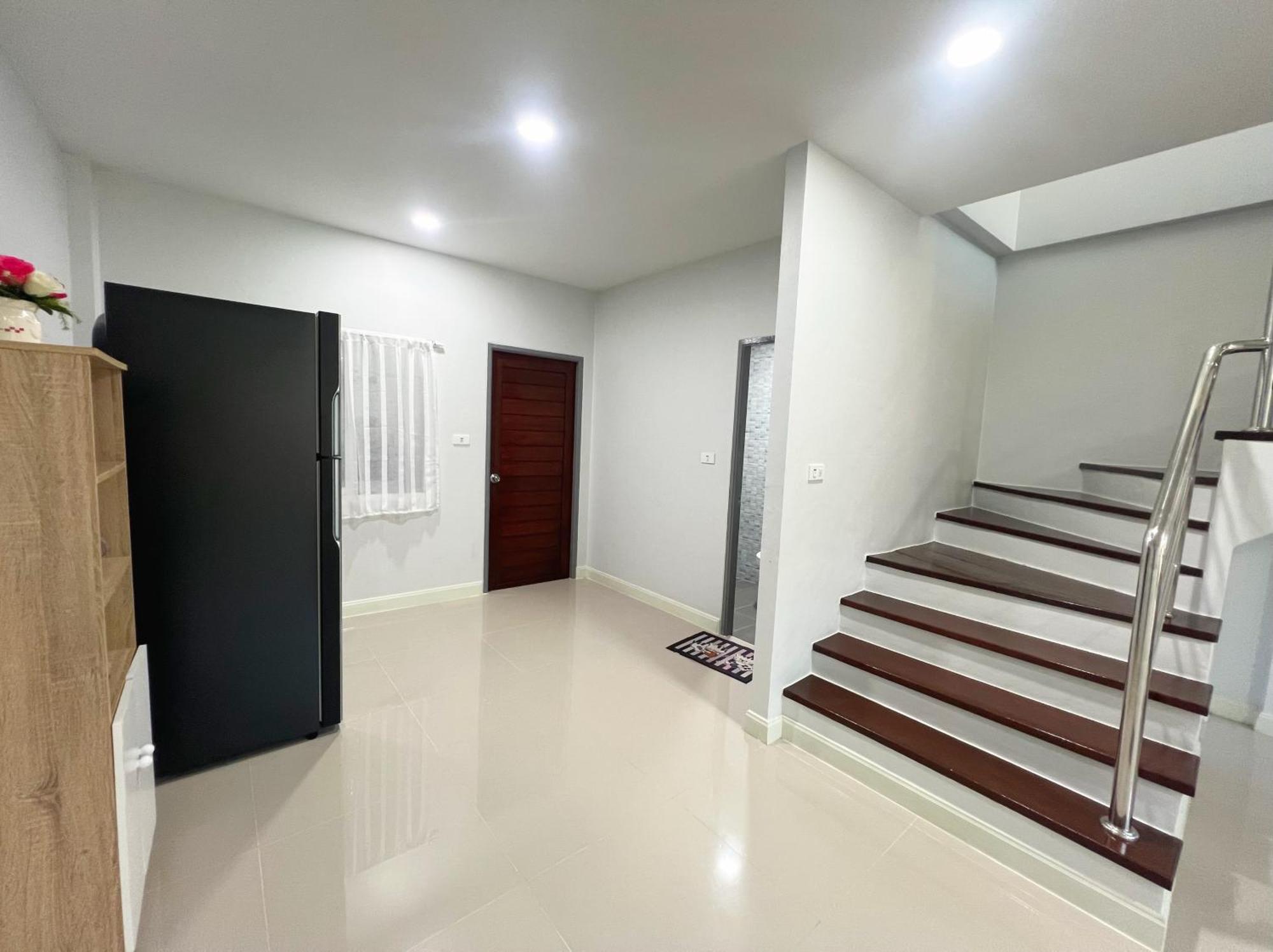 Monday Guesthouse Hatyai Hat Yai Exterior foto