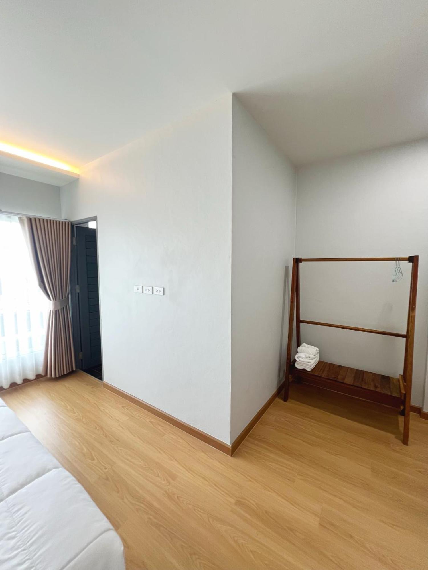Monday Guesthouse Hatyai Hat Yai Exterior foto